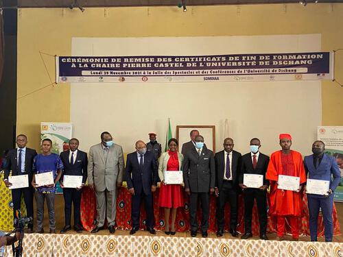 Cérémonie de remise de certificats aux étudiants de la Chaire en au Cameroun